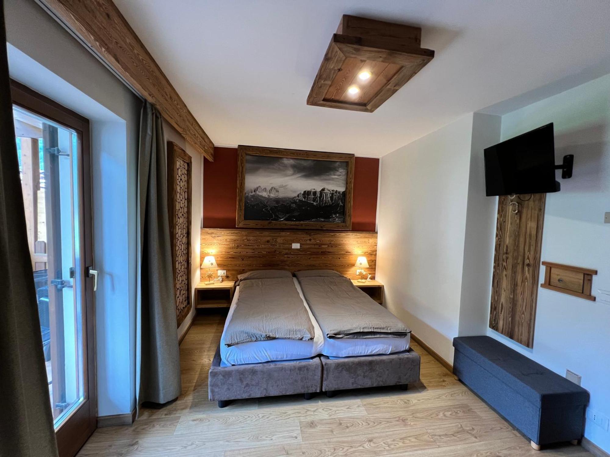 Garni Eden Bed And Breakfast Soraga Exterior foto