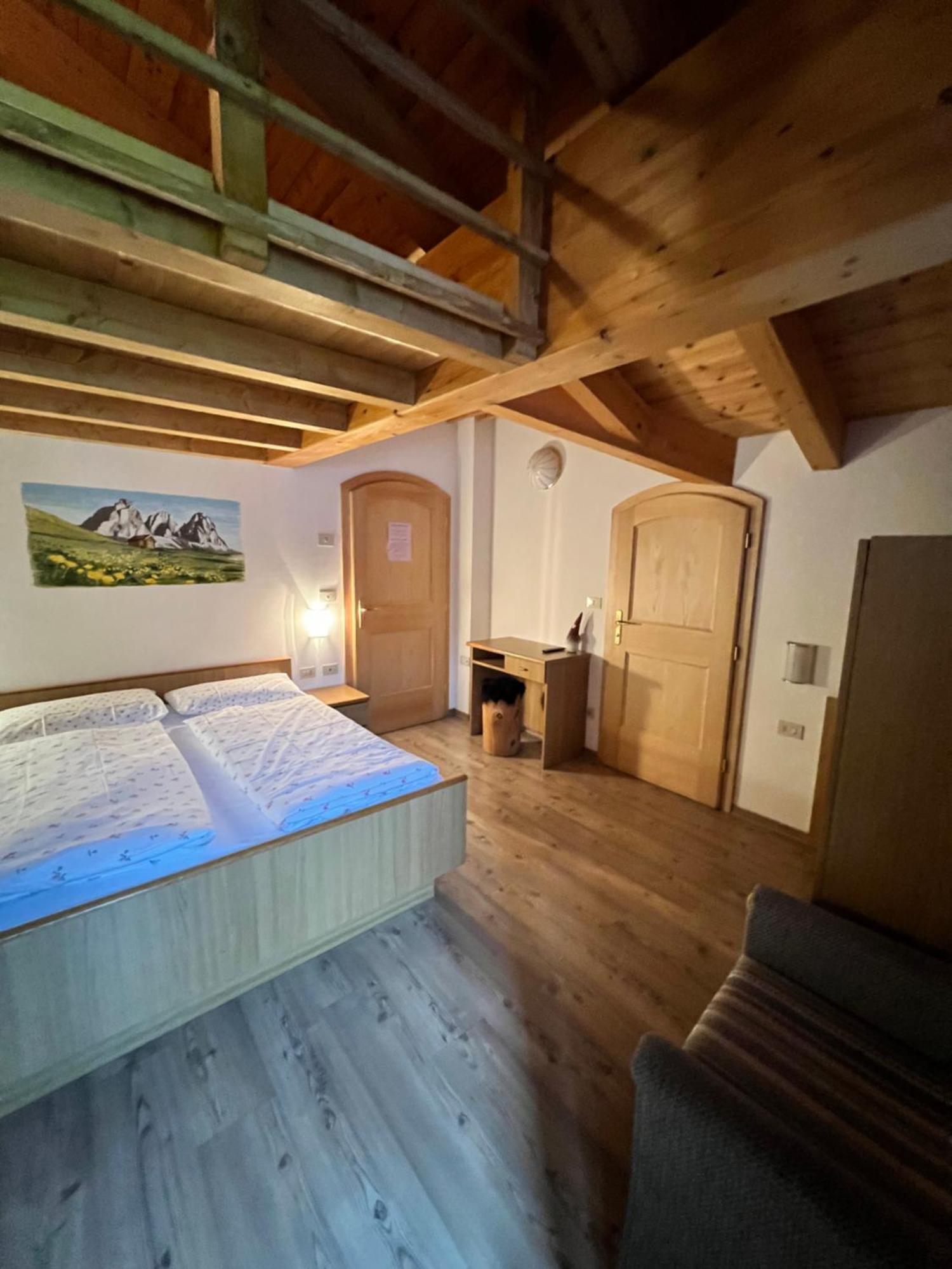 Garni Eden Bed And Breakfast Soraga Exterior foto