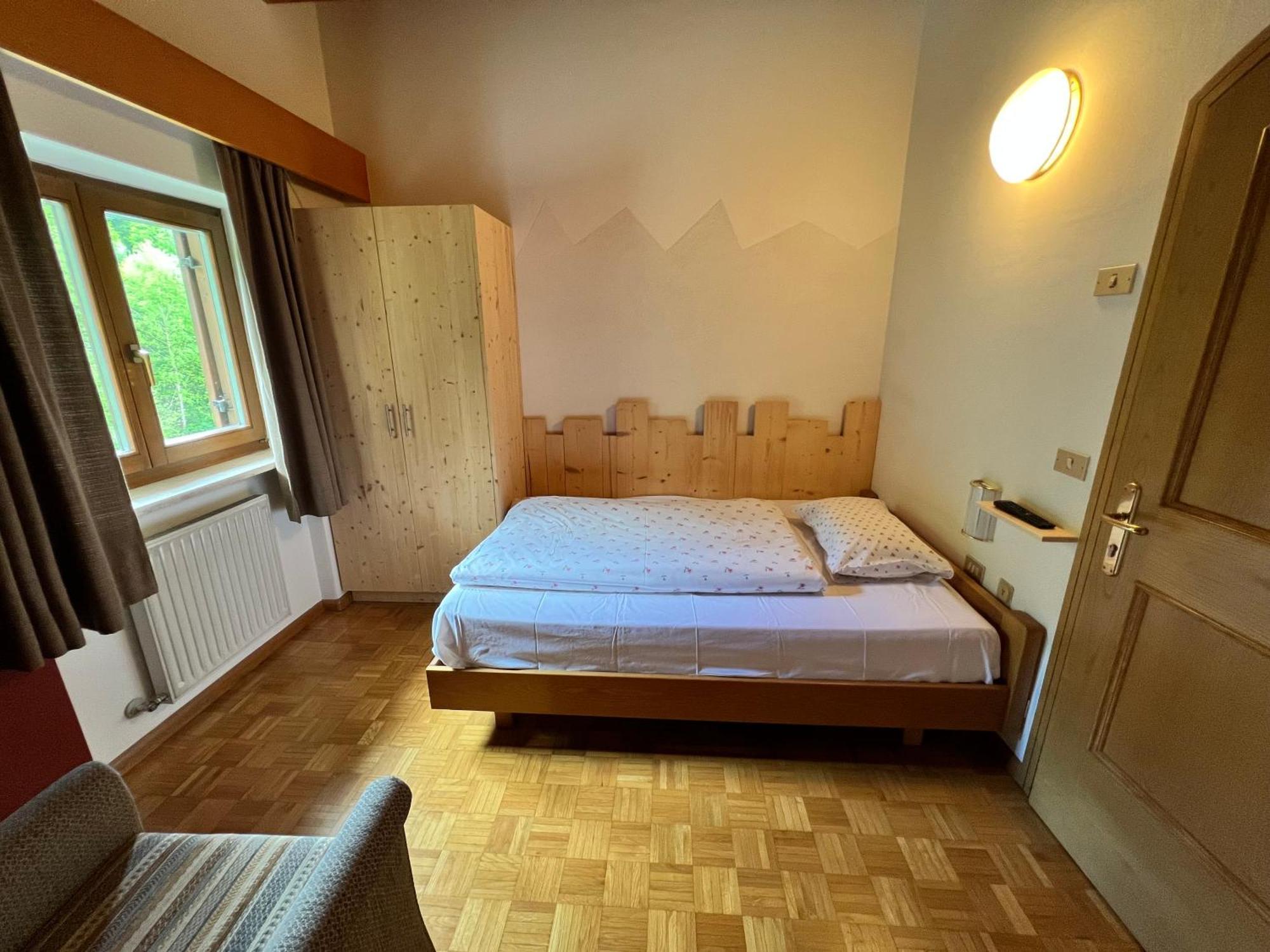 Garni Eden Bed And Breakfast Soraga Exterior foto